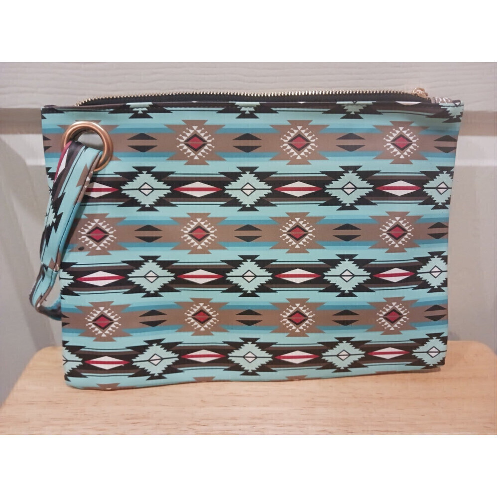 Geometric Pattern Clutch Bag - Picture 2 of 9
